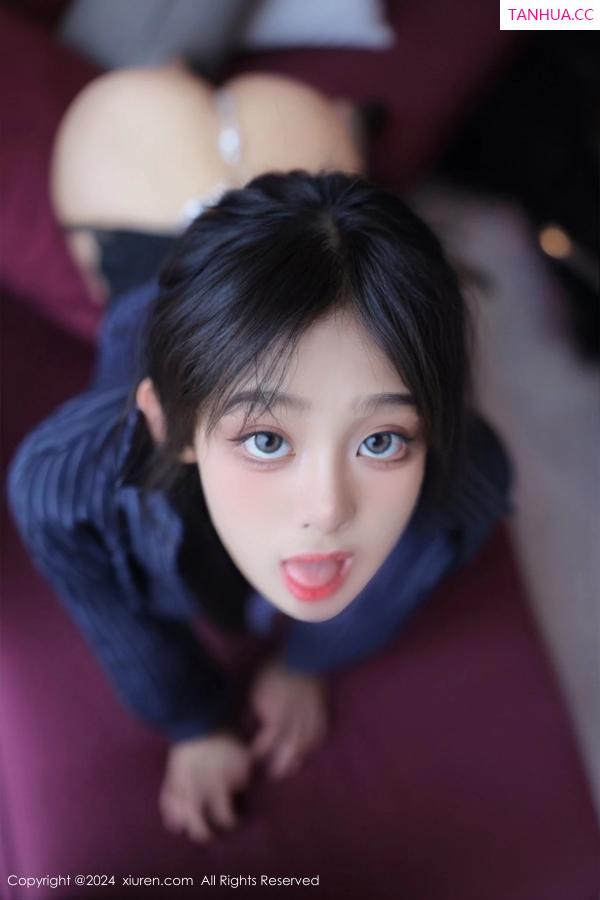   [XiuRen]高清写真图 2024.04.11 No.8373 王心悦 OL制服第7张图片